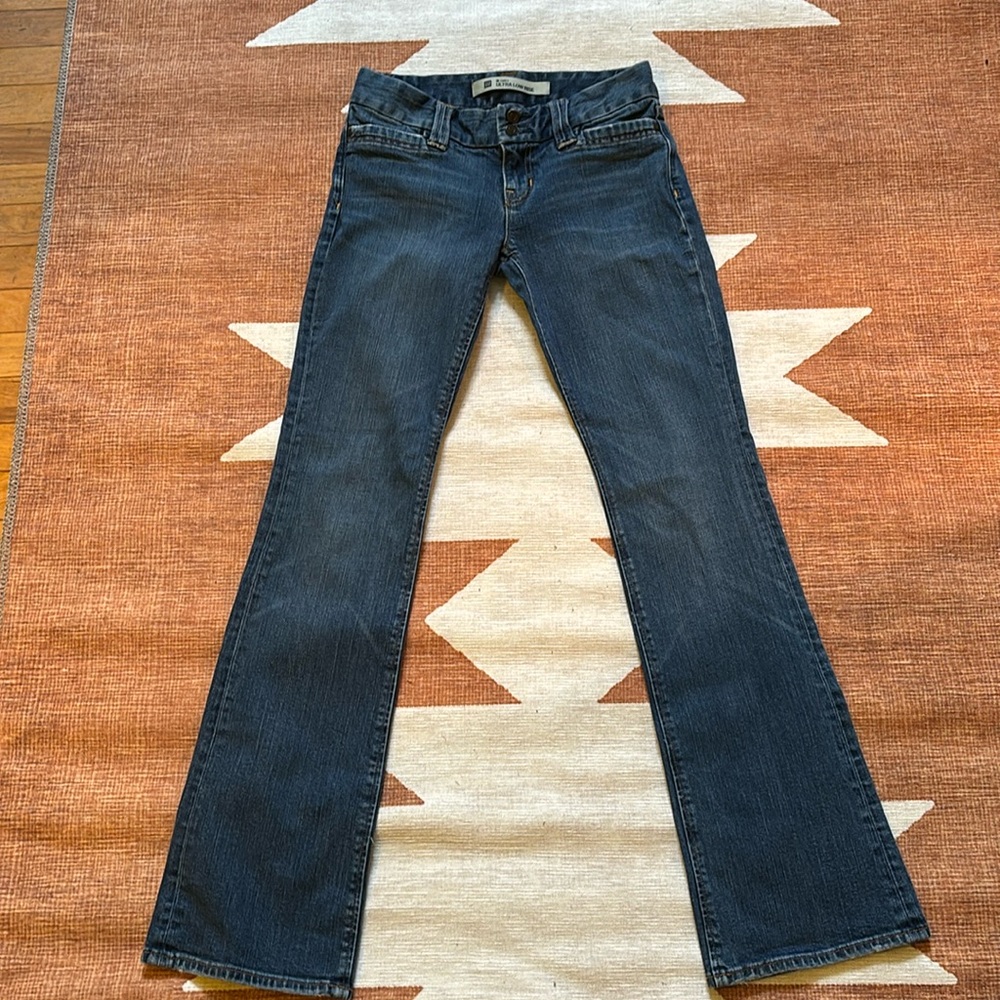 Gap size 2R Ultra Low Rise jeans